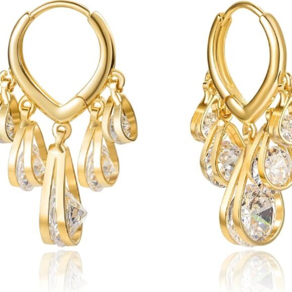 Kendra Scott Jewelry - Dainty Beaded Statement Gold Earrings